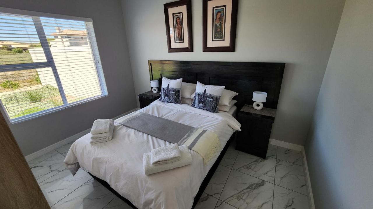 One Bedroom Unit With Kitchenette In Langebaan Country Estate - Solar Power Esterno foto